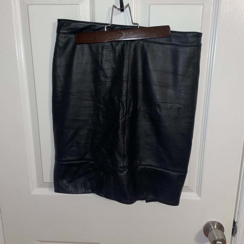 Bebe black sexy leather skirt